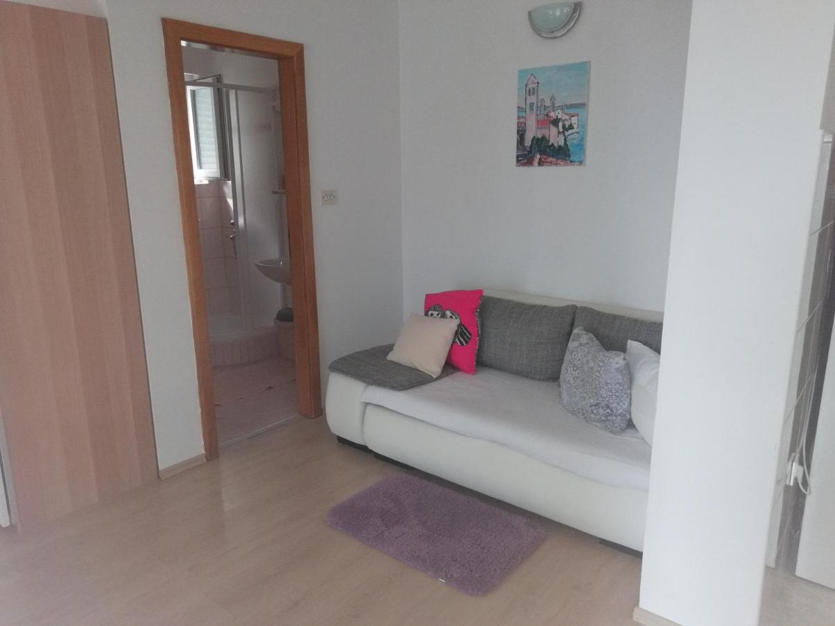 Feel Good Apartment Banjol Dış mekan fotoğraf