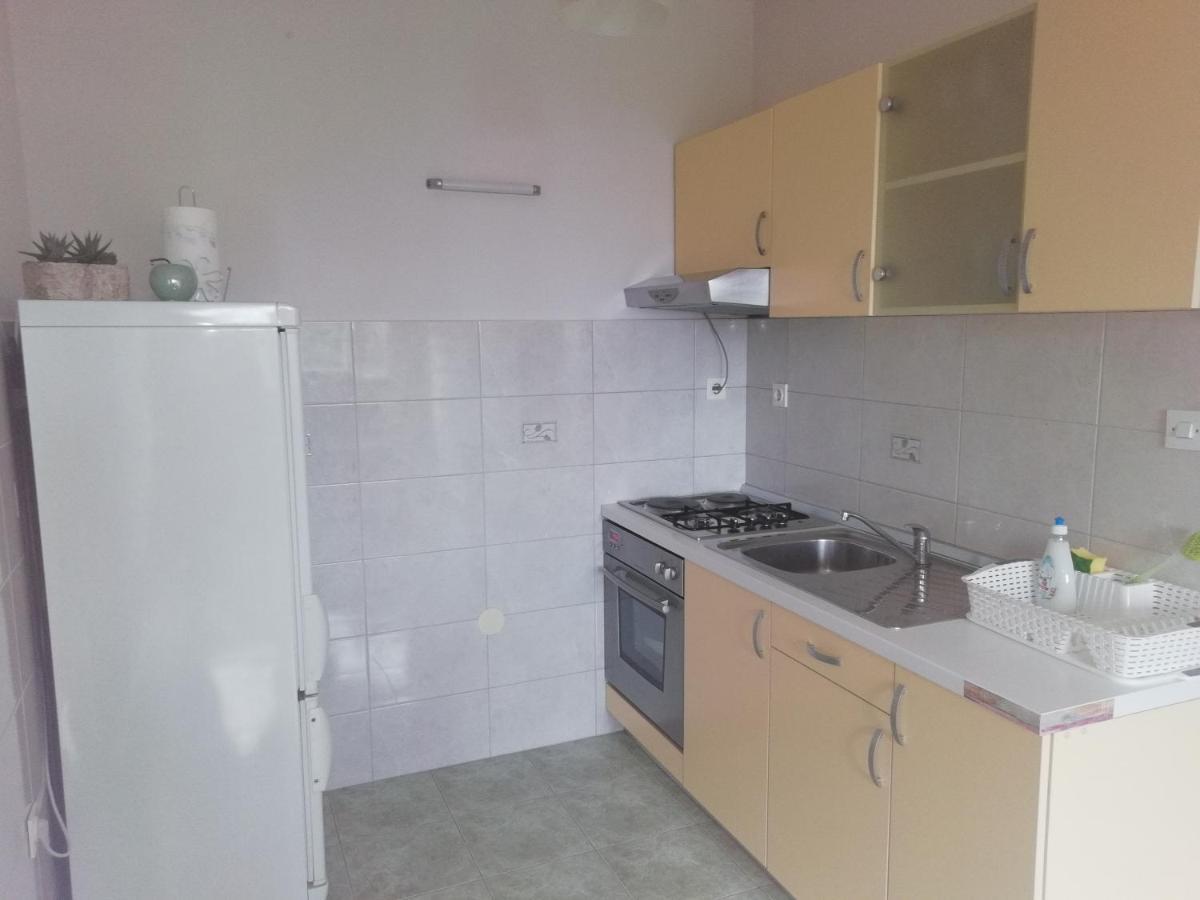 Feel Good Apartment Banjol Dış mekan fotoğraf